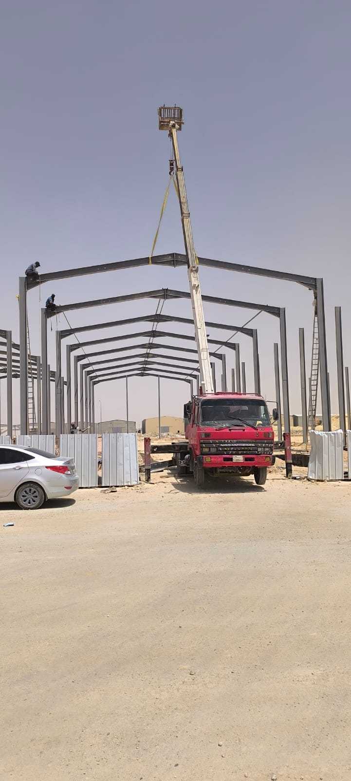 معرض الهناجر والمستودعات 3